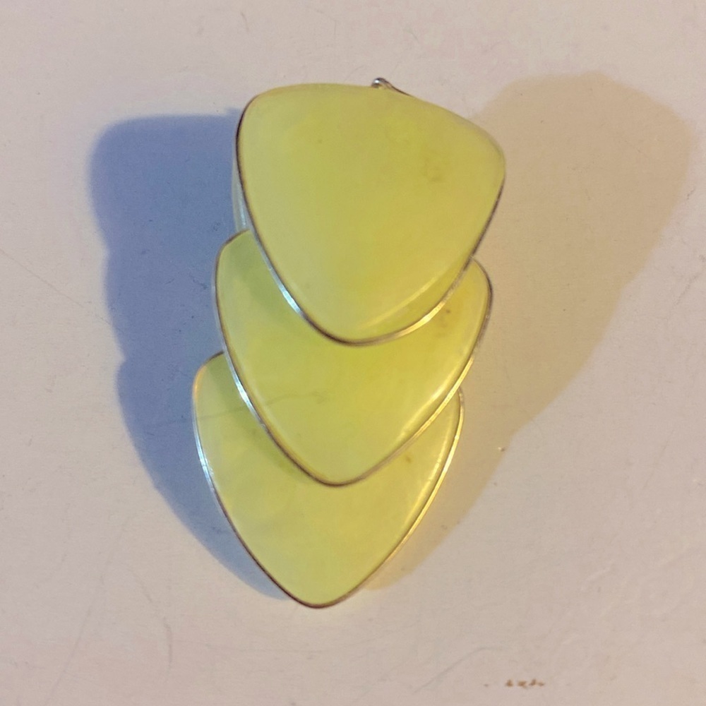 West Germany Earrings, Clip on, Gold tone, Lemon yellow, Vintage, minimalist - Picture 2 of 10